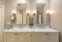 //rprorwxhrpkoli5q.ldycdn.com/cloud/lnbpmkjolpsrjlnpnnljjp/what-are-the-best-bathroom-styles-for-statuario-porcelain-slabs.jpg